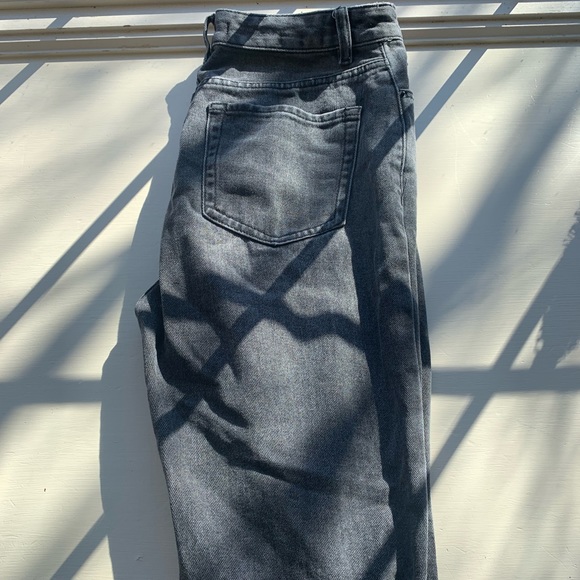 pacsun ripped boyfriend jeans - Picture 2 of 3